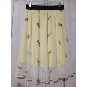 LuLaRoe Skirt Ladies Medium Yellow Floral‎ Pull On Waist